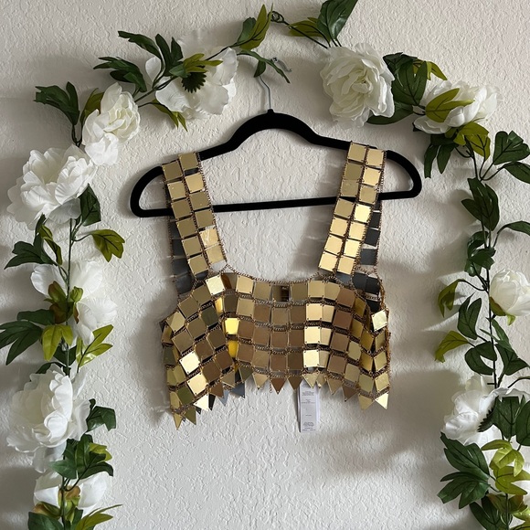 Gold square chain mail Nastygal tank top — perfect for festivals! New with tags - Picture 3 of 12